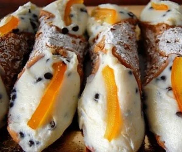 Cannolo-di-Dattilo.jpg